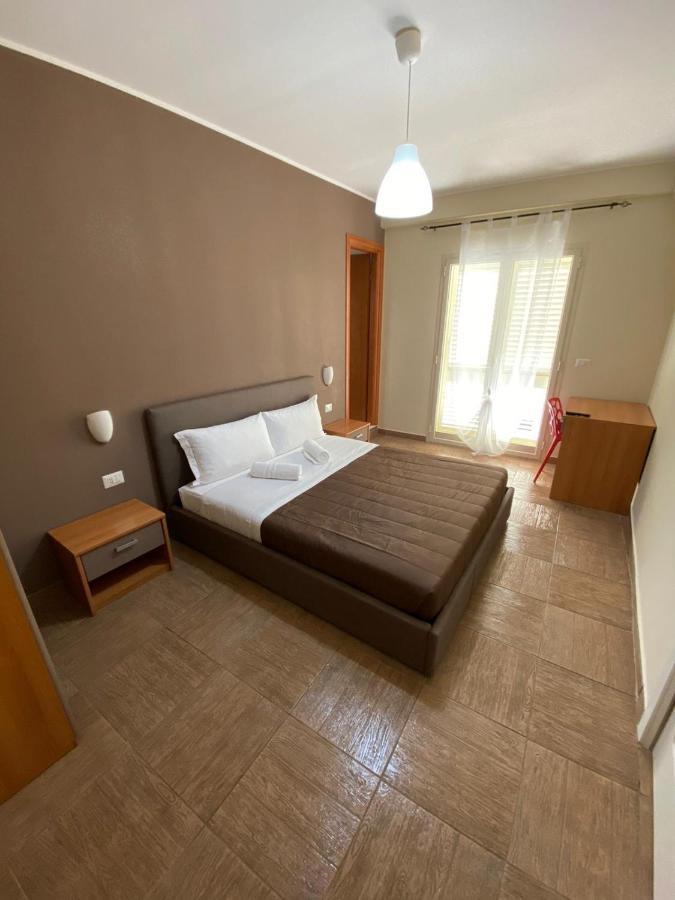 Nick & Santo'S Holiday Homes B&B Giardini Naxos Ngoại thất bức ảnh