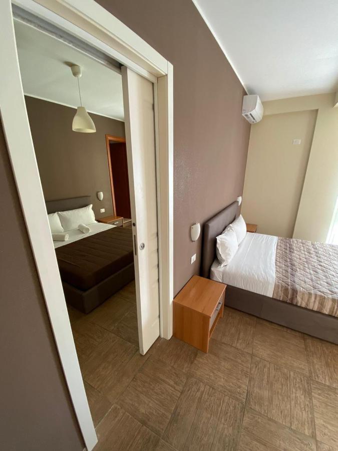 Nick & Santo'S Holiday Homes B&B Giardini Naxos Ngoại thất bức ảnh